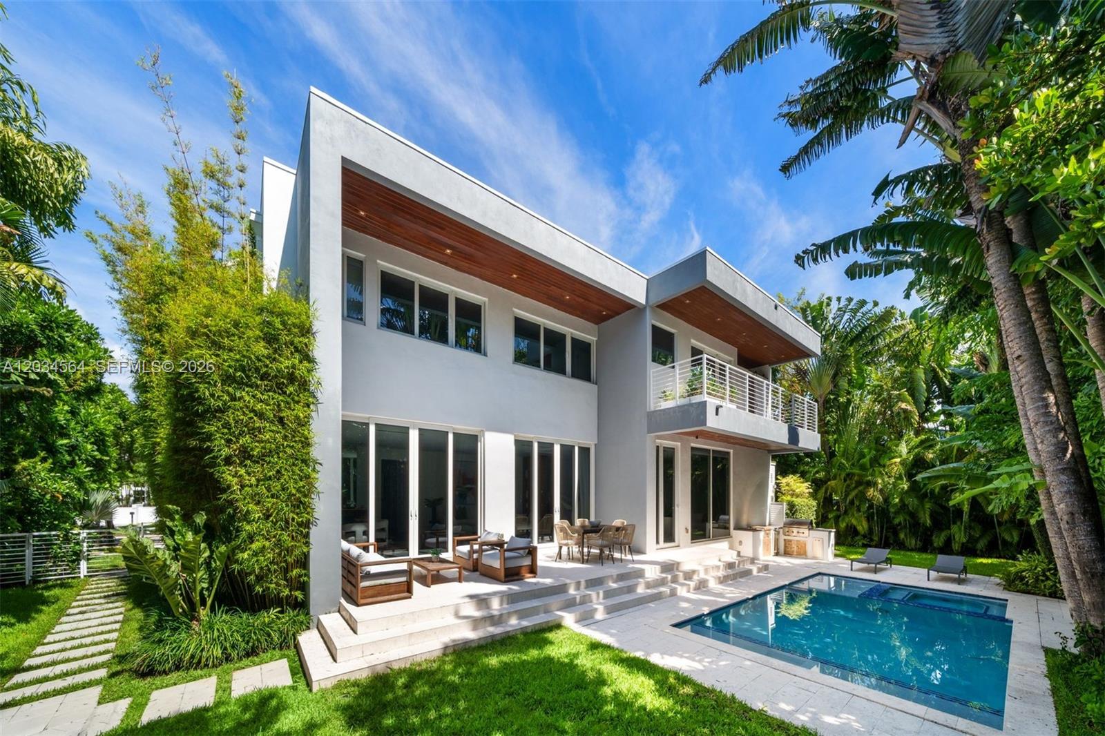 425 Harbor Drive Key Biscayne, FL 33149 - Photo 37 of 50