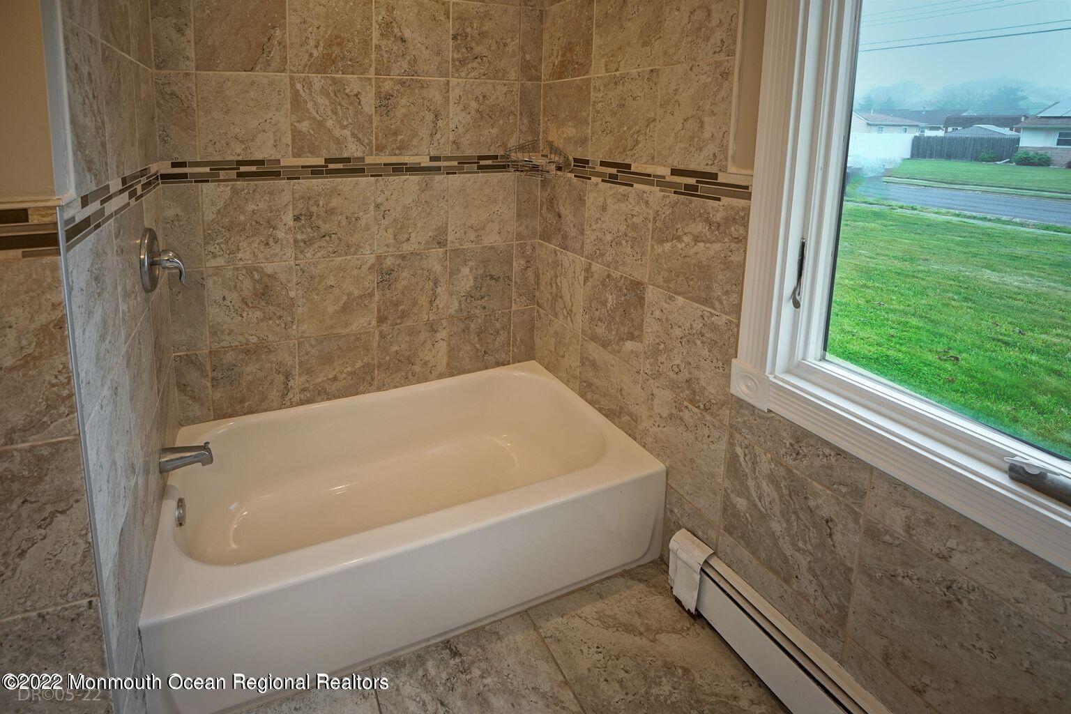 34 Bell Street Bayville, NJ 08721 - Photo 14 of 29 20220514132250007534000000-o