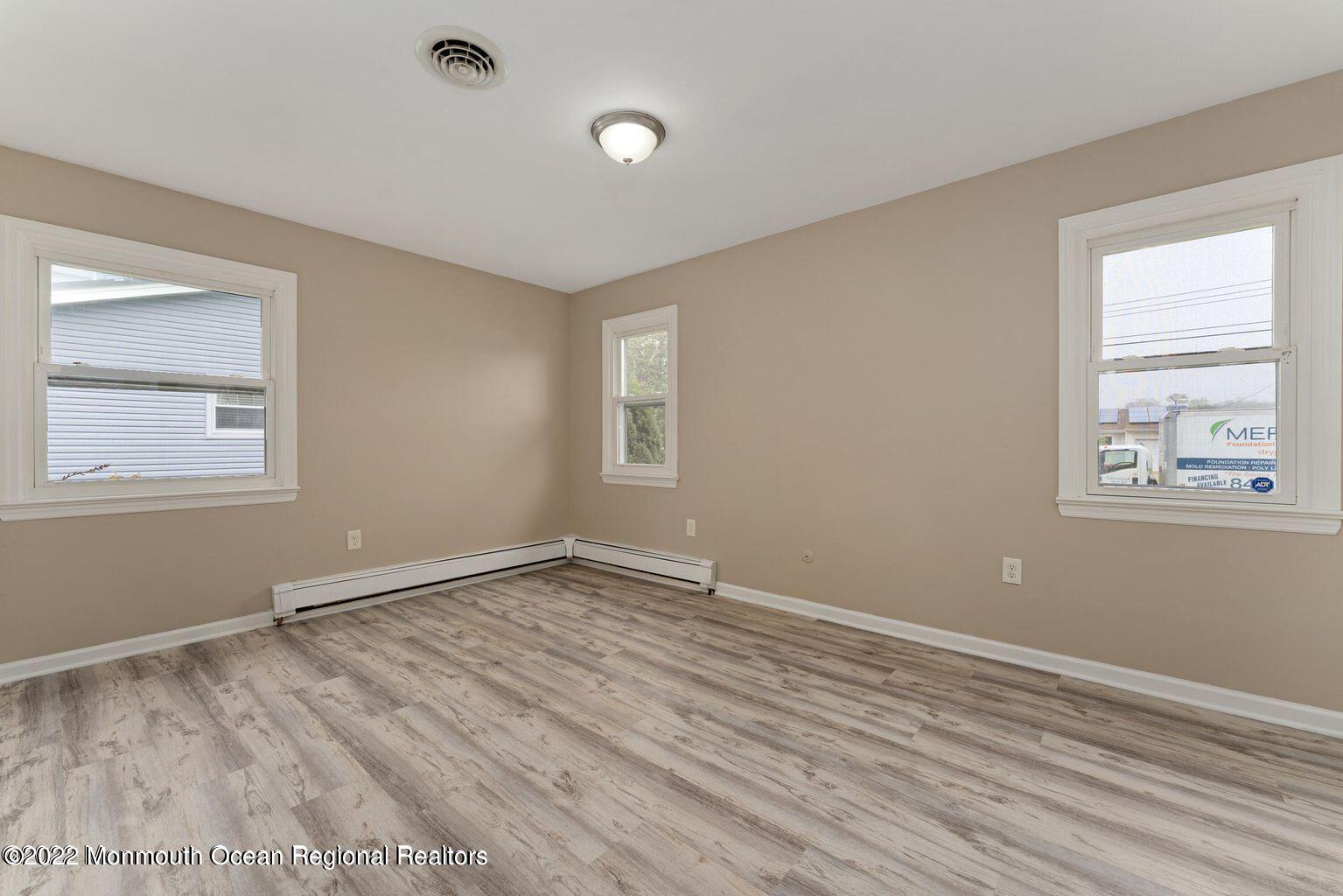 34 Bell Street Bayville, NJ 08721 - Photo 19 of 29 20220514132147575175000000-o