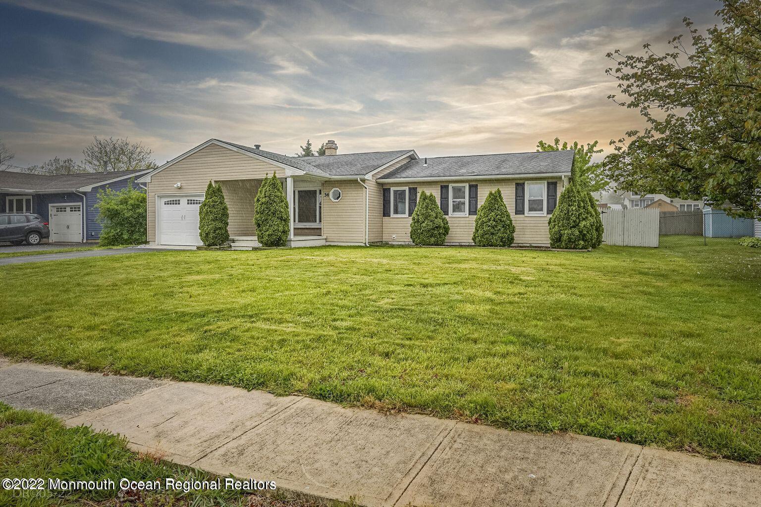 34 Bell Street Bayville, NJ 08721 - Photo 2 of 29 20220514132234569621000000-o