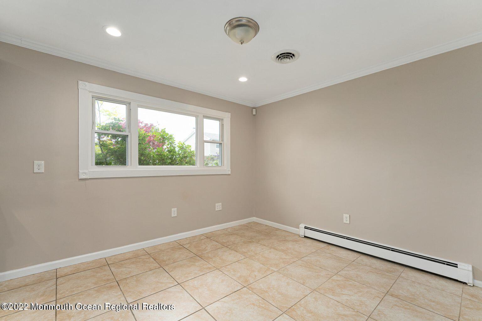 34 Bell Street Bayville, NJ 08721 - Photo 8 of 29 20220514132218039500000000-o