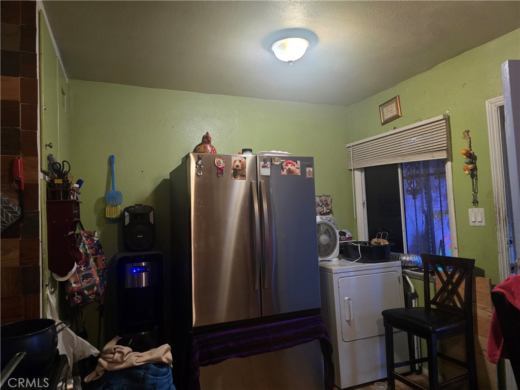 301 West Magnolia Street Compton, CA 90220 - Photo 15 of 20