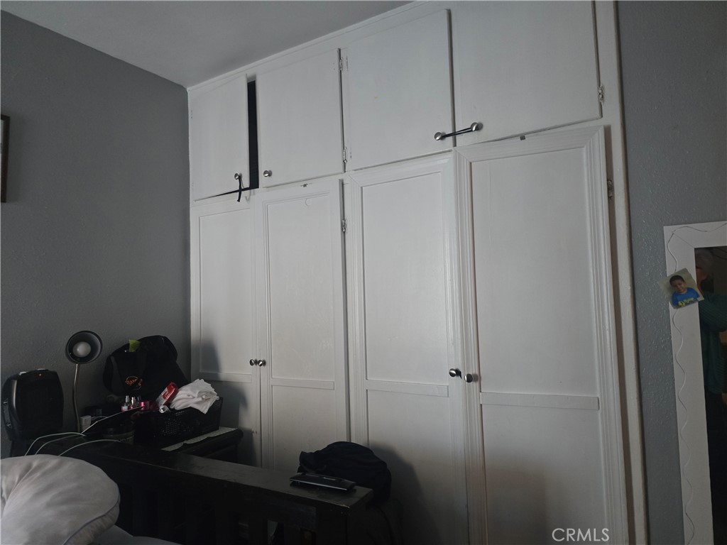 301 West Magnolia Street Compton, CA 90220 - Photo 10 of 20