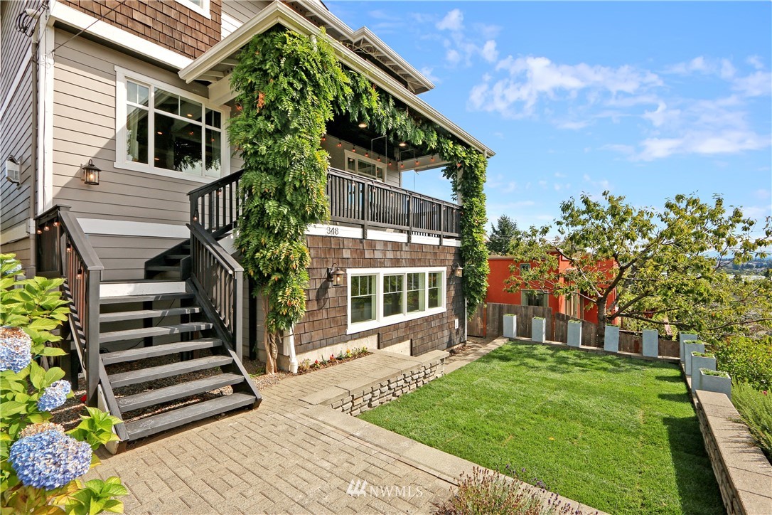 348 North 71st Street Seattle, WA 98103 - Photo 2 of 40 Gallery Image 2