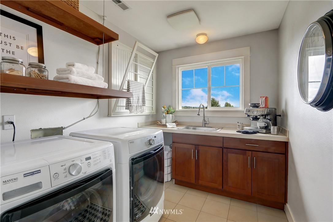 348 North 71st Street Seattle, WA 98103 - Photo 28 of 40 Gallery Image 28