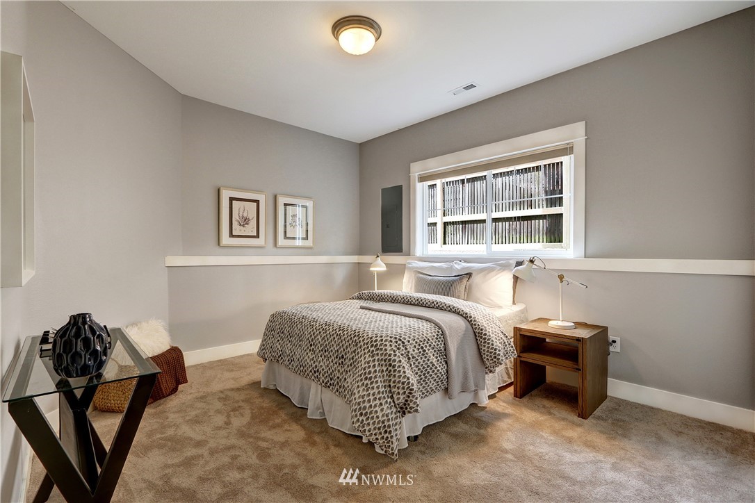 348 North 71st Street Seattle, WA 98103 - Photo 31 of 40 Gallery Image 31