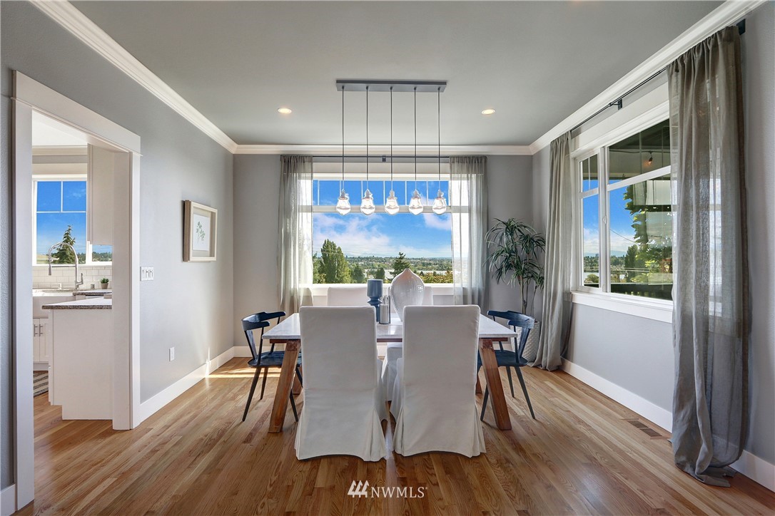 348 North 71st Street Seattle, WA 98103 - Photo 8 of 40 Gallery Image 8