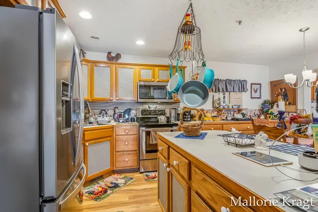 $260,000 | 3170 West Crystal Waters Drive, Unit 2, Holland, MI 49424