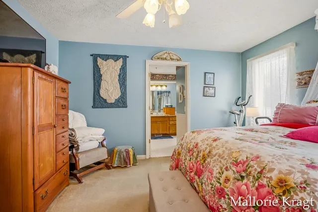 $260,000 | 3170 West Crystal Waters Drive, Unit 2, Holland, MI 49424