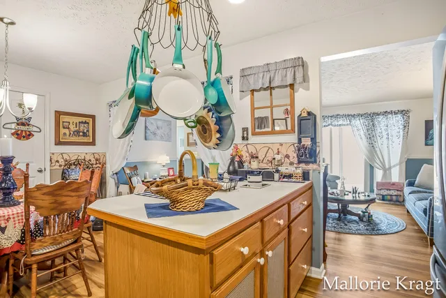 $260,000 | 3170 West Crystal Waters Drive, Unit 2, Holland, MI 49424