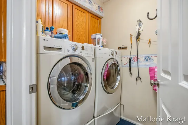 $260,000 | 3170 West Crystal Waters Drive, Unit 2, Holland, MI 49424