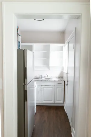 $1,000 | 515 North Monroe Street, Tallahassee, FL 32301