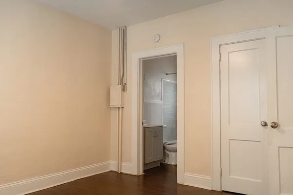 $1,000 | 515 North Monroe Street, Tallahassee, FL 32301