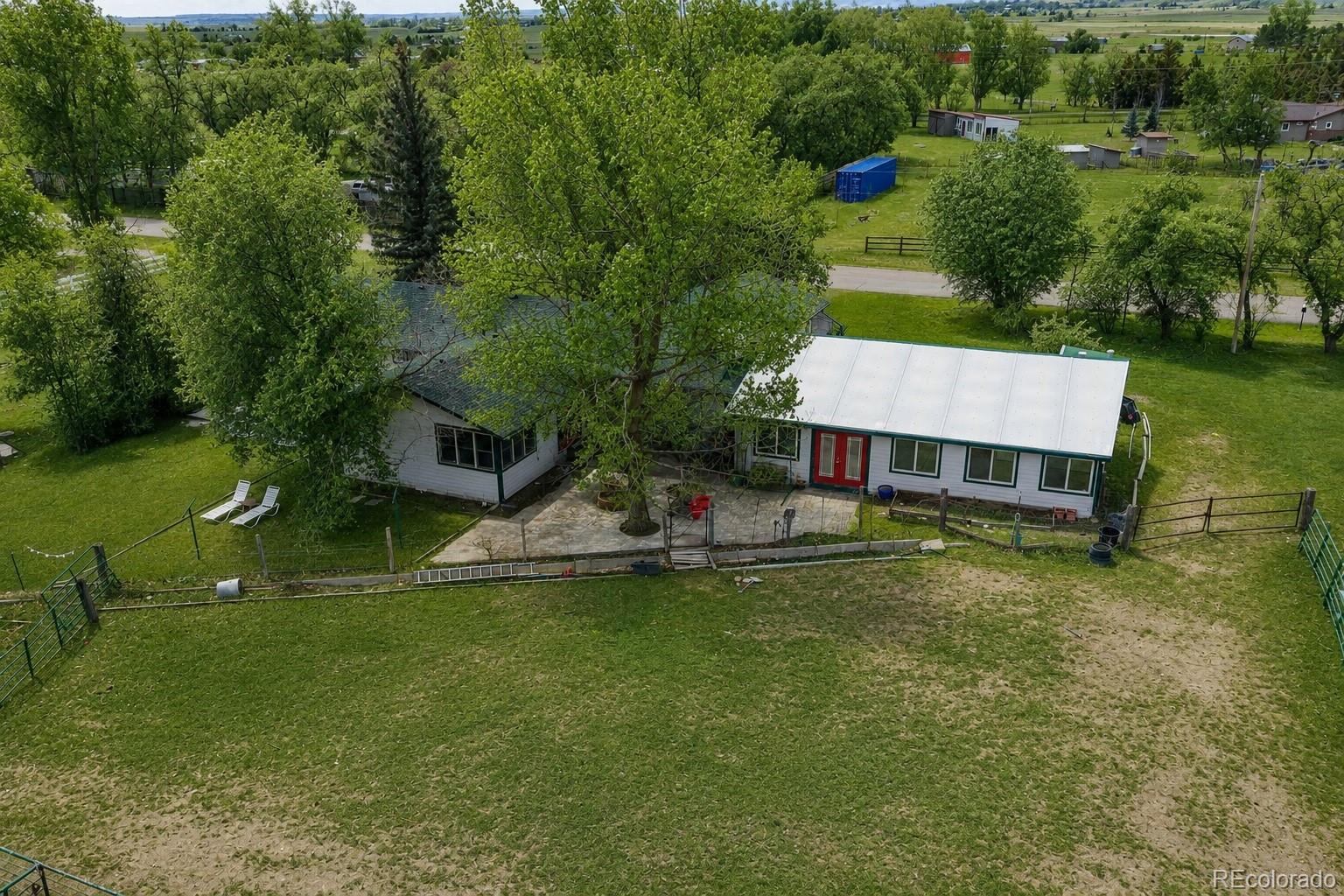 6263 Laodicea Road Longmont, CO 80503 - Photo 9 of 42