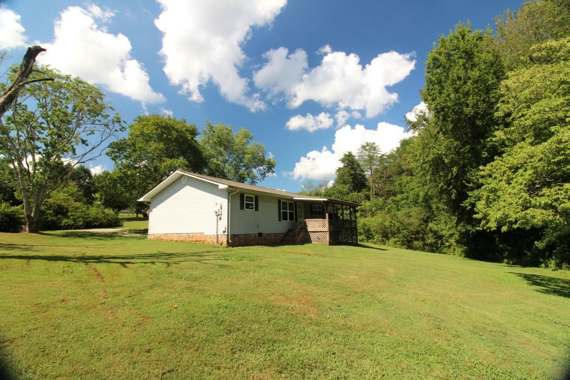 200 East Roddy Road Spring City, TN 37381 - Photo 2 of 41 view of back of home from corner (Medium