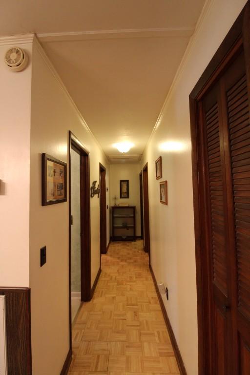 200 East Roddy Road Spring City, TN 37381 - Photo 17 of 41 hallway (Medium)