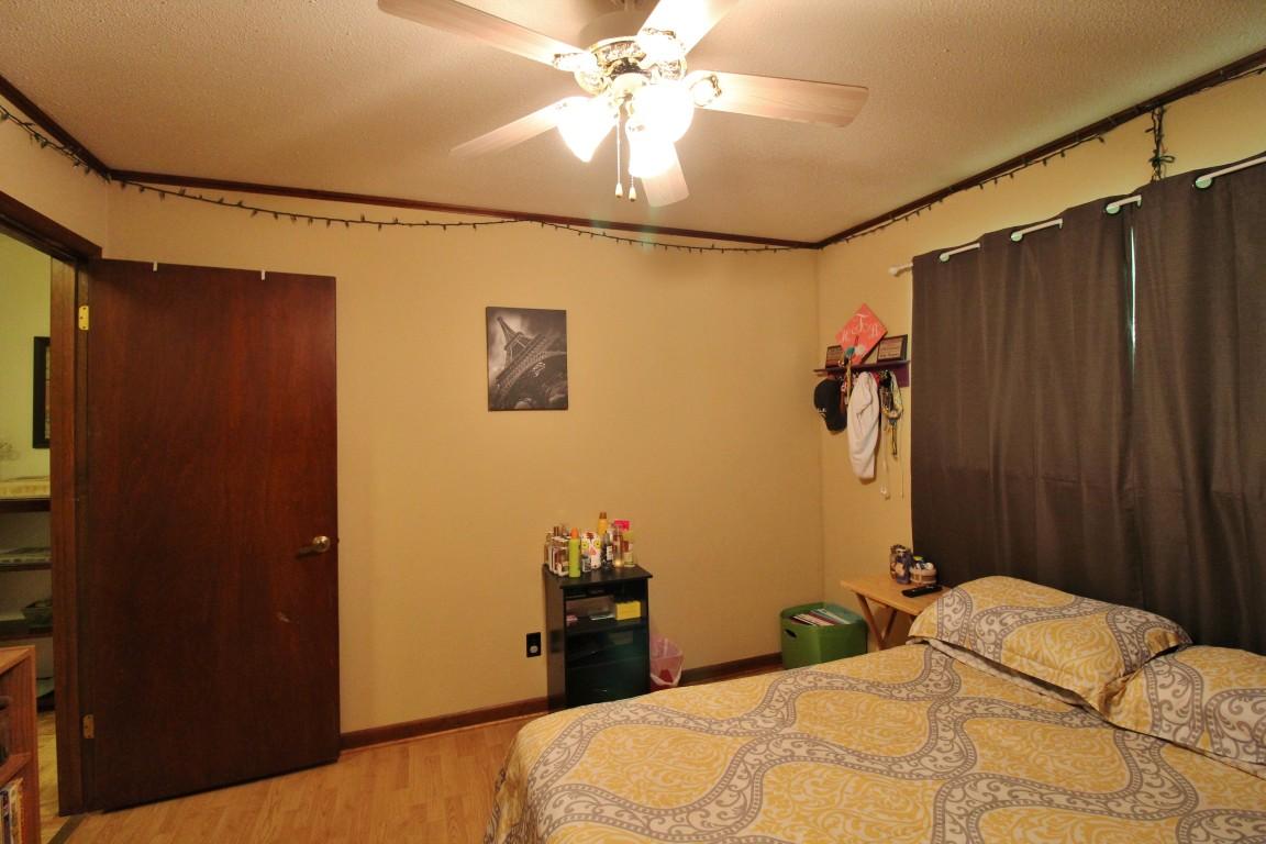 200 East Roddy Road Spring City, TN 37381 - Photo 25 of 41 2nd bedroom 4 (Medium)
