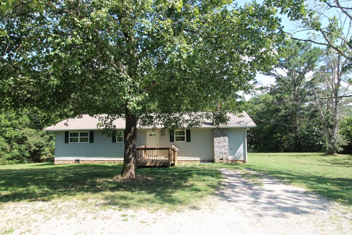 200 East Roddy Road Spring City, TN 37381 - Photo 34 of 41 home