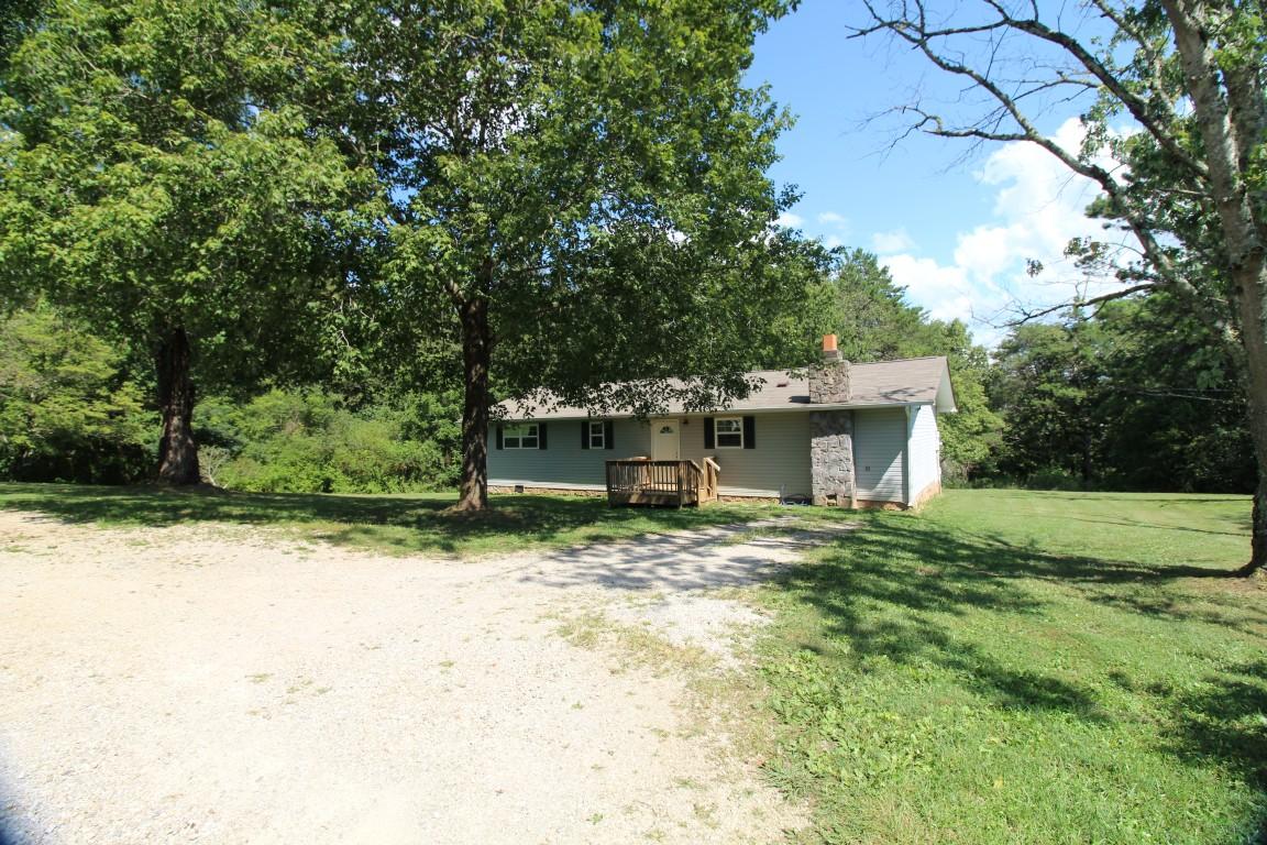 200 East Roddy Road Spring City, TN 37381 - Photo 39 of 41 Home from street (Medium)