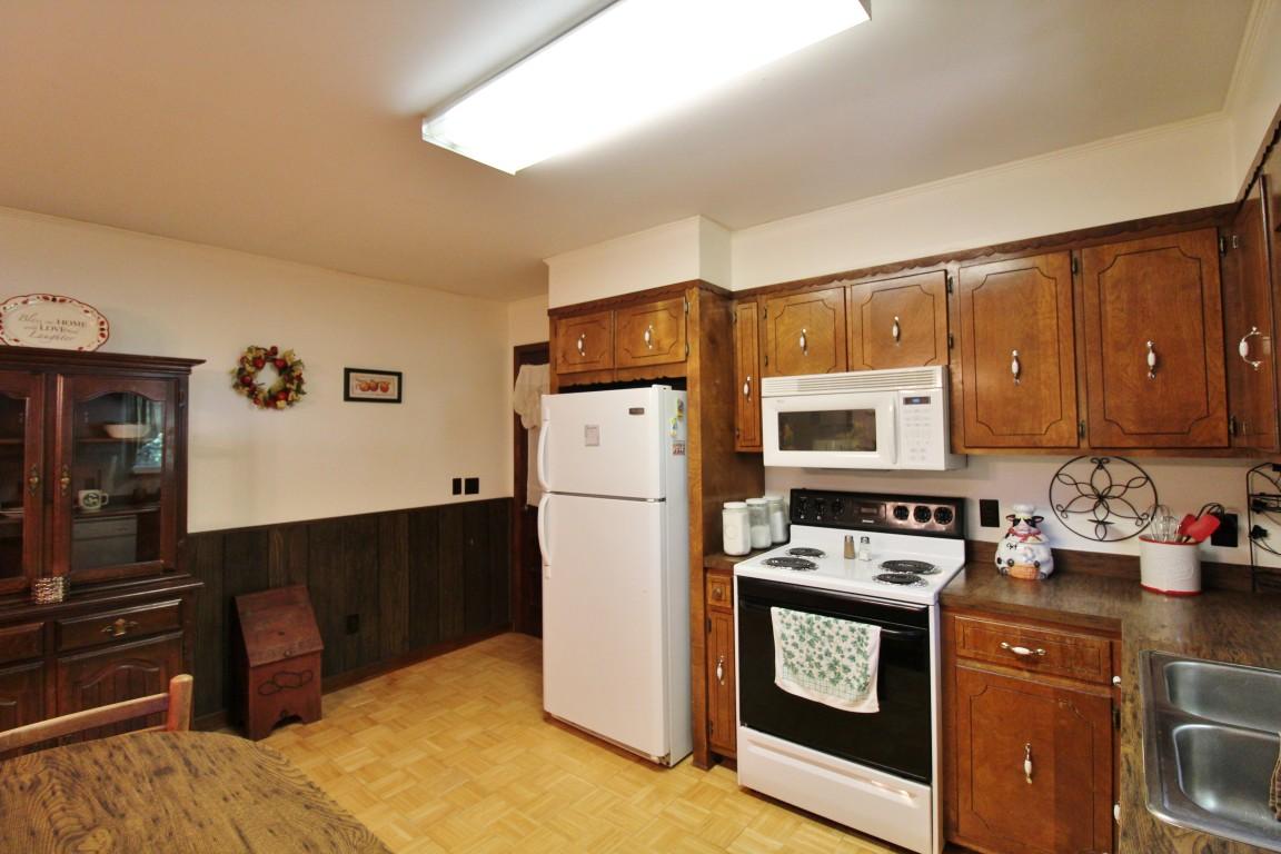 200 East Roddy Road Spring City, TN 37381 - Photo 9 of 41 kitchen 2 (Medium)
