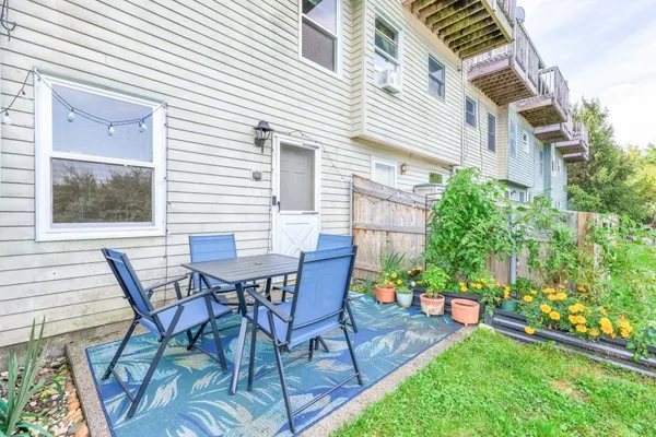 $289,900 | 17 Bixby Road, Unit 7, Spencer, MA 01562