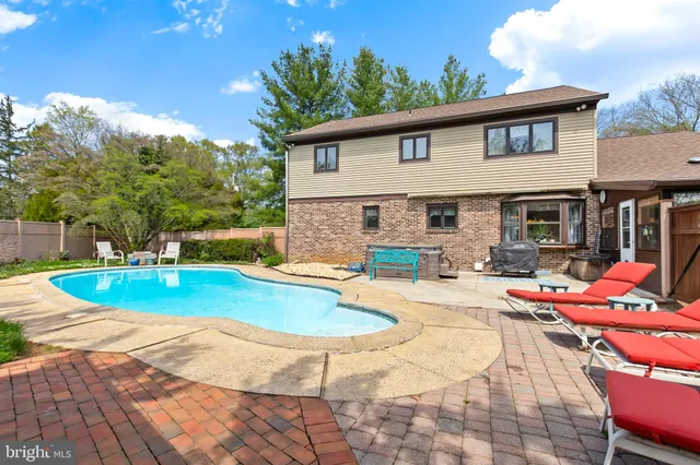 $599,000 | 575 Millcross Road, Lancaster, PA 17601