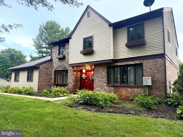 $599,000 | 575 Millcross Road, Lancaster, PA 17601