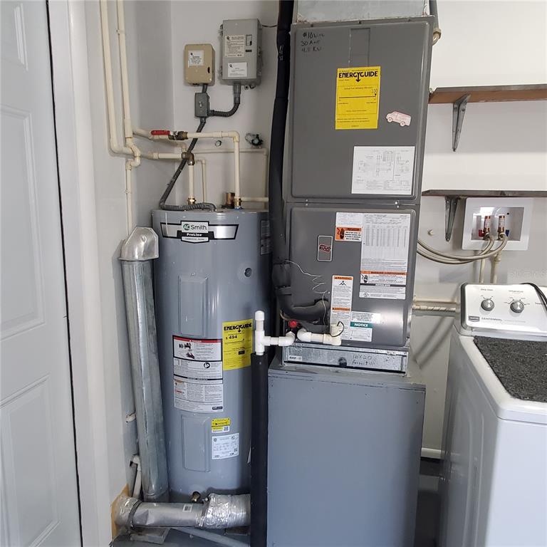 531 Neponsit Drive Venice, FL 34293 - Photo 36 of 37 a room with storage and utility