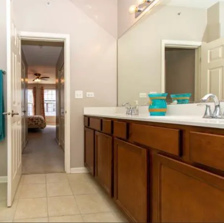 $295,000 | 7520 Claridge Drive, Unit F, Bridgeview, IL 60455