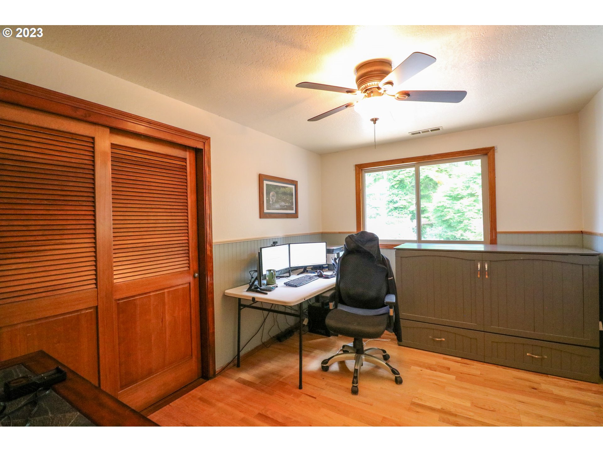 2075 Timberline Drive Coos Bay, OR 97420 - Photo 33 of 39 a workspace with a window