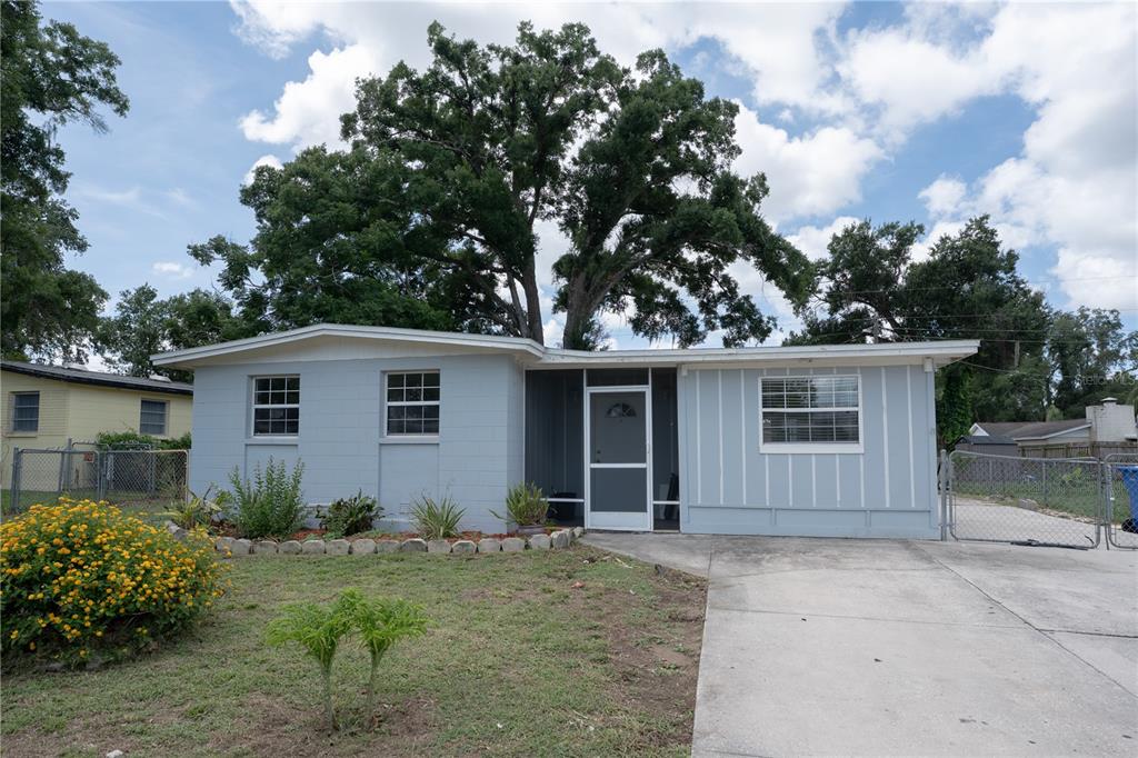 711 Mason Street Brandon, FL 33511 - Photo 1 of 37
