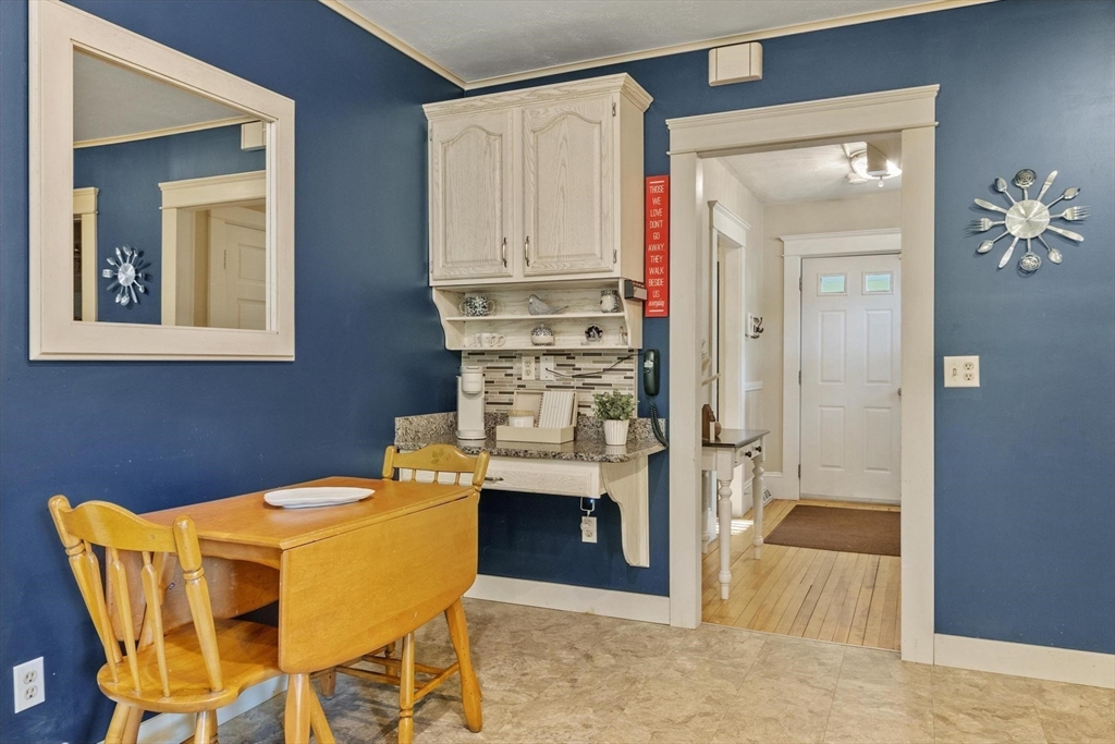 113 Simonds Street Fitchburg, MA 01420 - Photo 9 of 42
