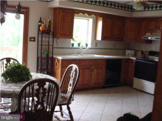 293 Greentree Road Phoenixville, PA 19426 - Photo 4 of 6 Gallery Image 4