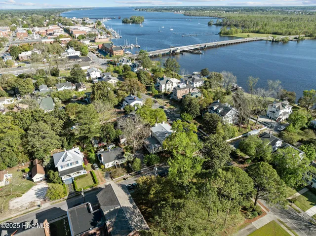 $799,000 | 626 West Main Street, Washington, NC 27889