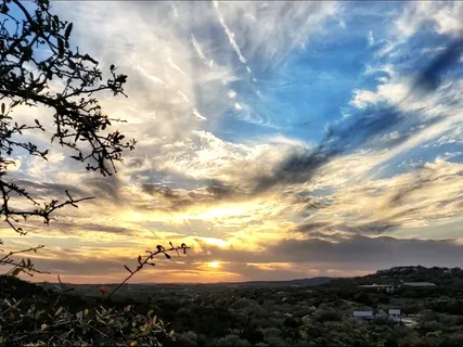 $595,000 | 5603 Oakwood Cove, Unit 212, Austin, TX 78731