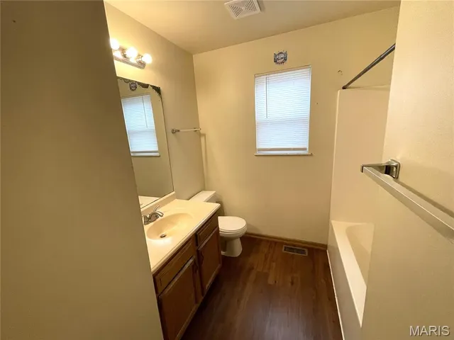 $77,500 | 711 Silver Street, Alton, IL 62002