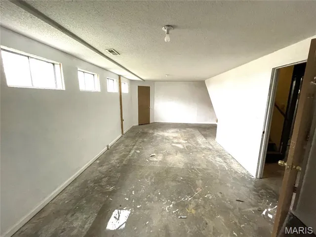 $77,500 | 711 Silver Street, Alton, IL 62002