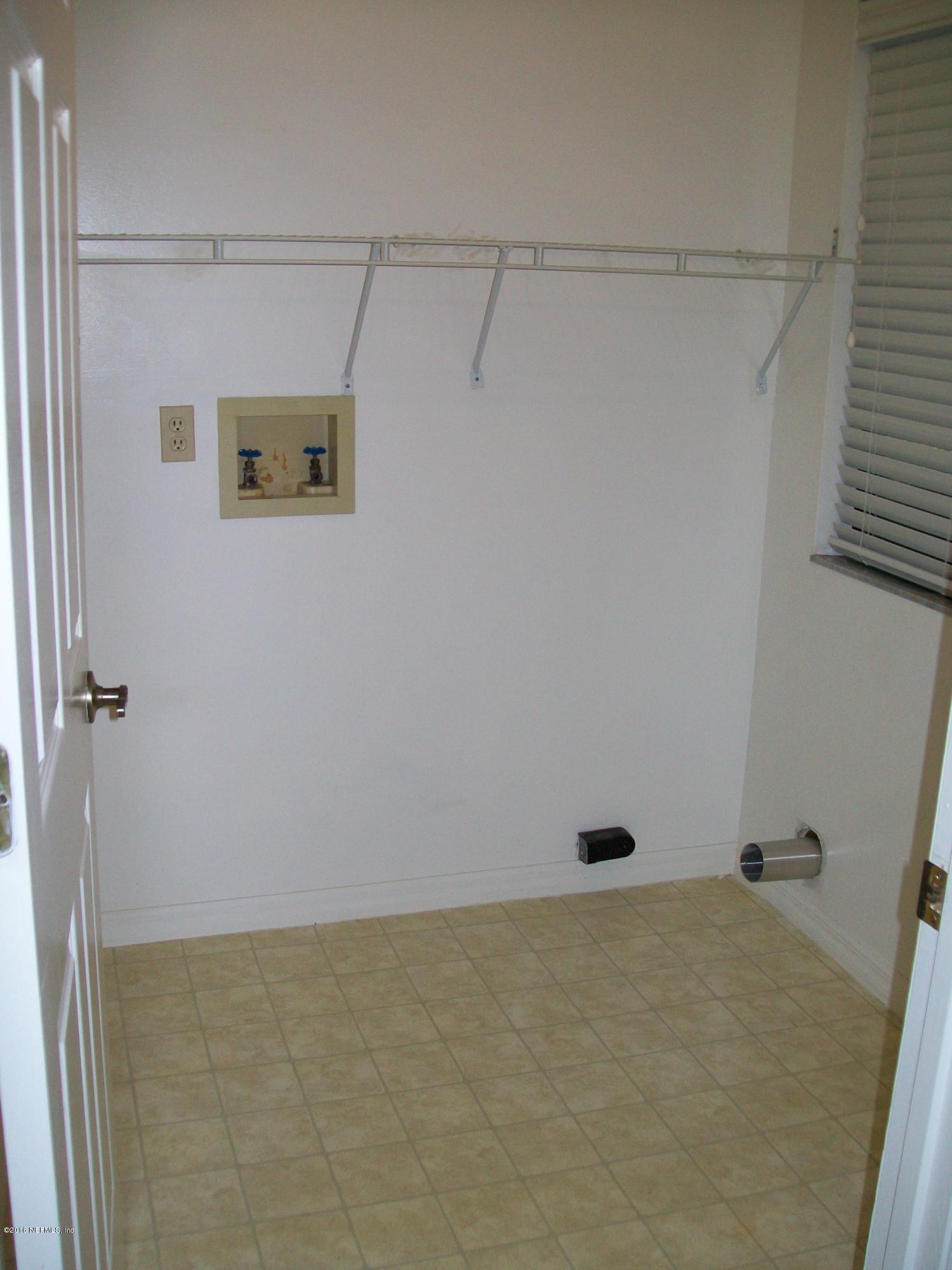 134 Dory Road St. Augustine, FL 32086 - Photo 22 of 25 a view of a room