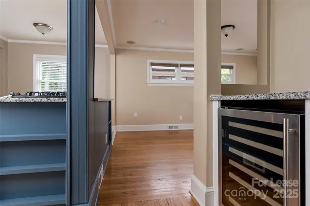 $2,400 | 550 West Kingston Avenue, Charlotte, NC 28203