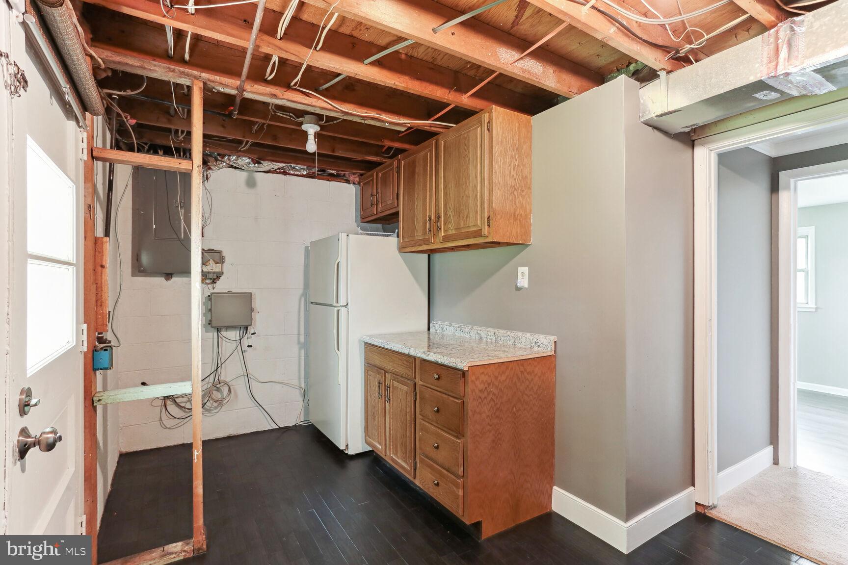 13102 Kumar Road Woodbridge, VA 22193 - Photo 20 of 26 Utility Laundry