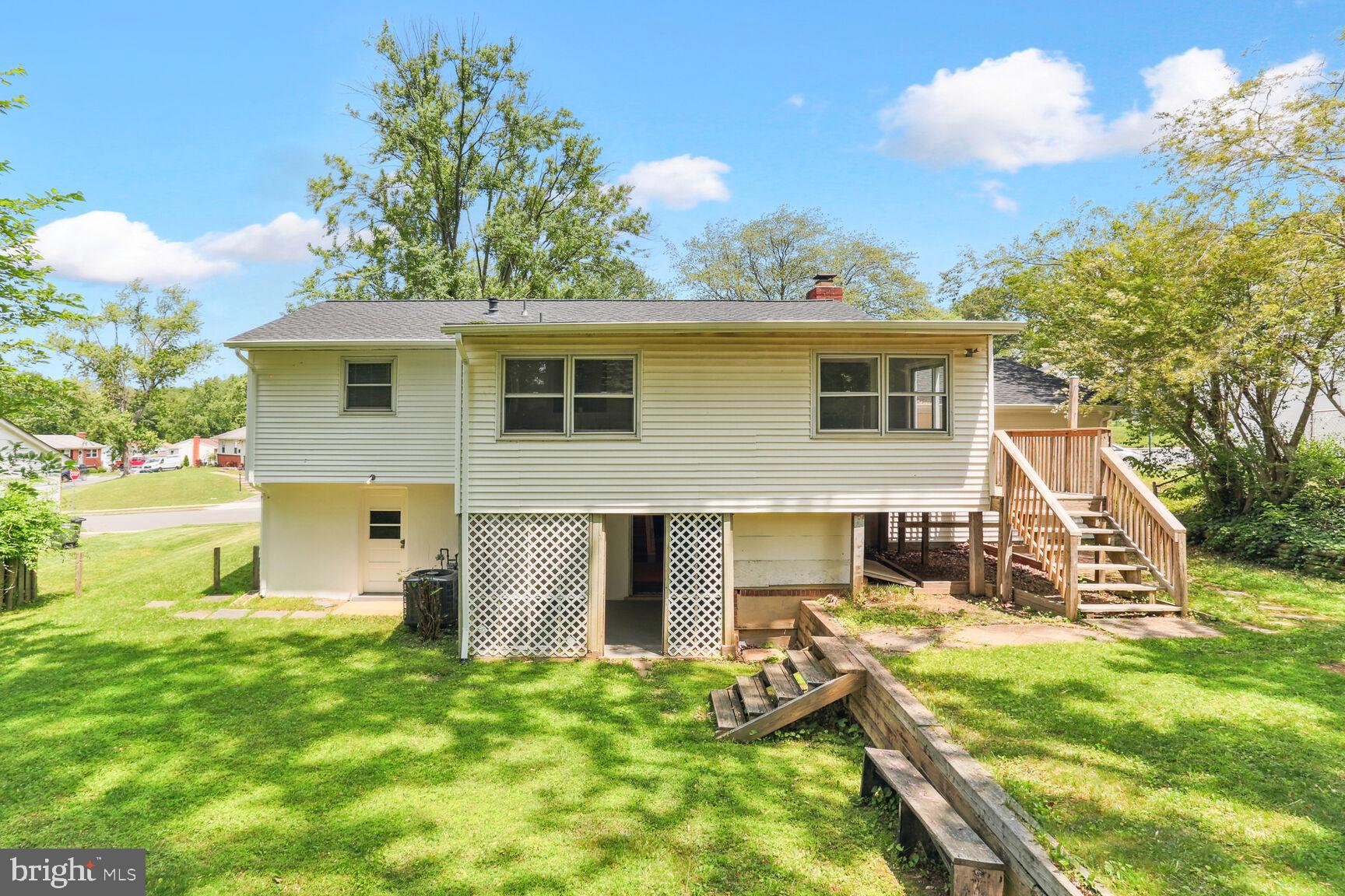 13102 Kumar Road Woodbridge, VA 22193 - Photo 23 of 26