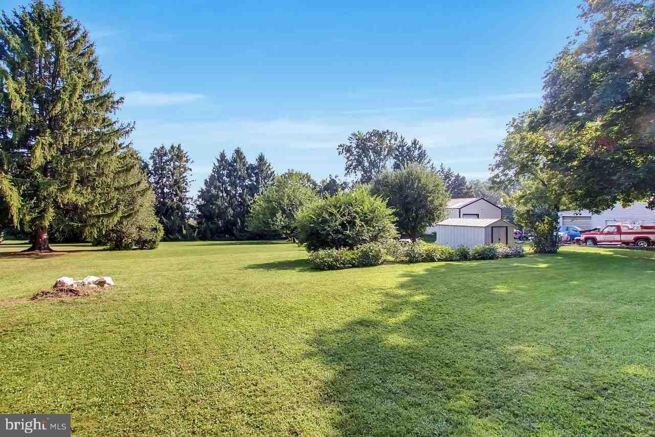 2118 Ridgewood Road York, PA 17402 - Photo 18 of 24 Gallery Image 18