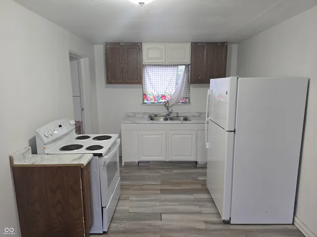 $109,900 | 208 East 8th Street, Muncie, IN 47302