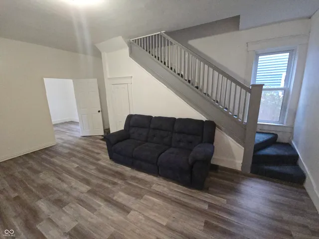 $109,900 | 208 East 8th Street, Muncie, IN 47302