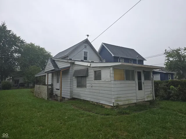 $109,900 | 208 East 8th Street, Muncie, IN 47302