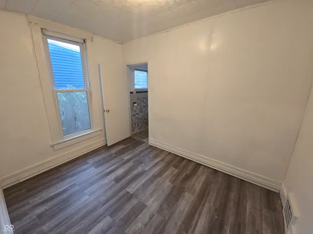 $109,900 | 208 East 8th Street, Muncie, IN 47302