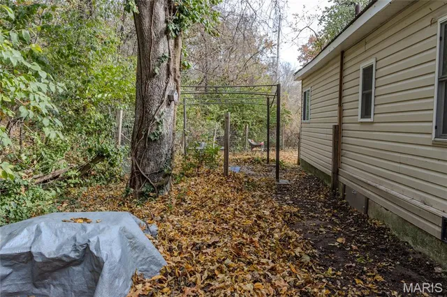 $145,000 | 233 North Park Manor Boulevard, Lebanon, MO 65536