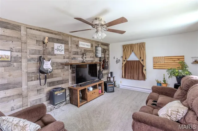 $145,000 | 233 North Park Manor Boulevard, Lebanon, MO 65536