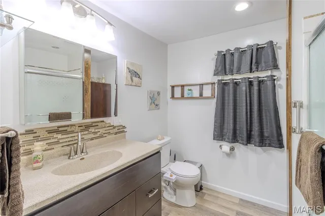 $145,000 | 233 North Park Manor Boulevard, Lebanon, MO 65536