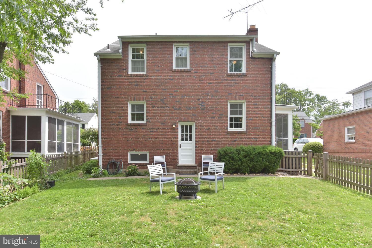 2504 Farm Road Alexandria, VA 22302 - Photo 34 of 39 Gallery Image 34